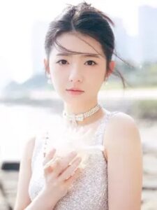 【2026】ホー・ランドウ(何藍逗)のプロフィール！一念関山や身長・彼氏情報も！